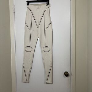 Maniere de Voir Cream white futuristic high waist leggings ankle zip size US 4